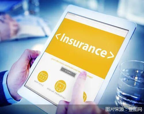 保障到位才能挥桨！龙舟竞渡如何拴牢水上“保险”绳？